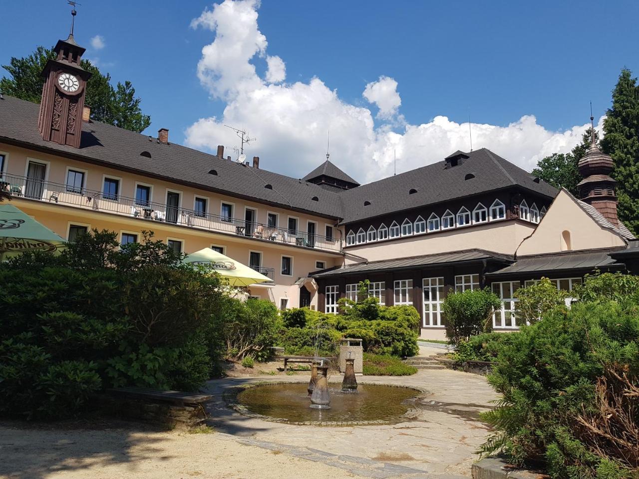 Apartmánový domek Pod Ucháčem Velké Losiny Esterno foto